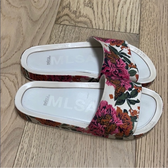 Mellisa slides size 6 - Picture 4 of 4
